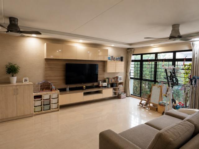 186D Rivervale Drive HDB Apartment For Sale, $638,000, 3 Bed 2 Bath 1,173 sqft $544.00 psf