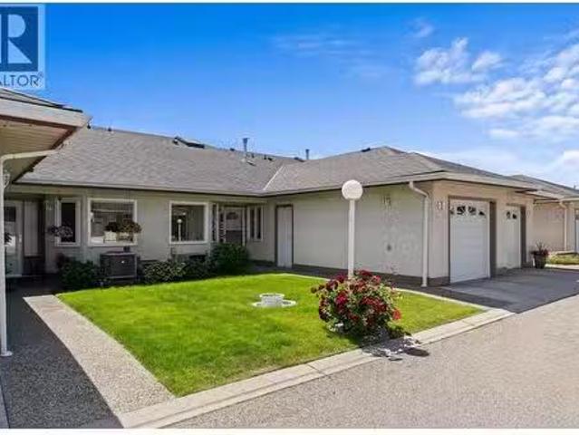 1874 Parkview Crescent Unit# 3, Kelowna, BC, V1X 7G6 house f.
