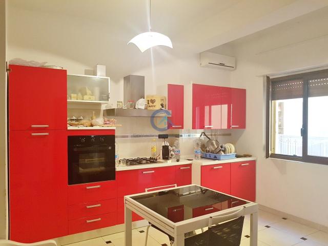 1870 Stanza In appartamento in affitto a Catanzaro Lungomare