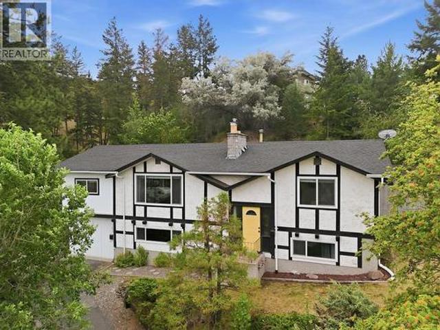 1871 Springhill Drive, Kamloops, BC, V2E 1J2 house for sale | Listing ID 10393 | Royal LePage