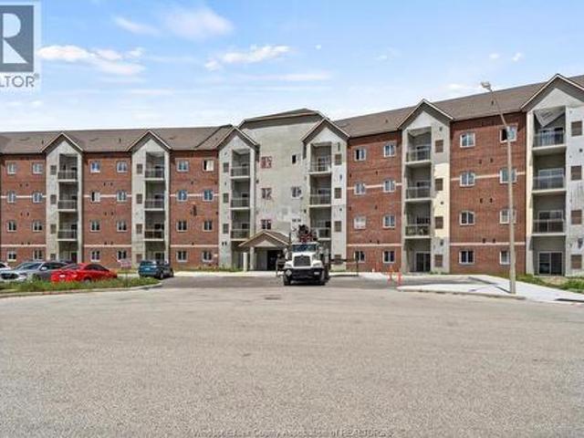 1888 Westview Park Boulevard Unit# 311, Lasalle, ON, N9H 0M1 lease for lease | Listing ID 26011 | Royal LePage