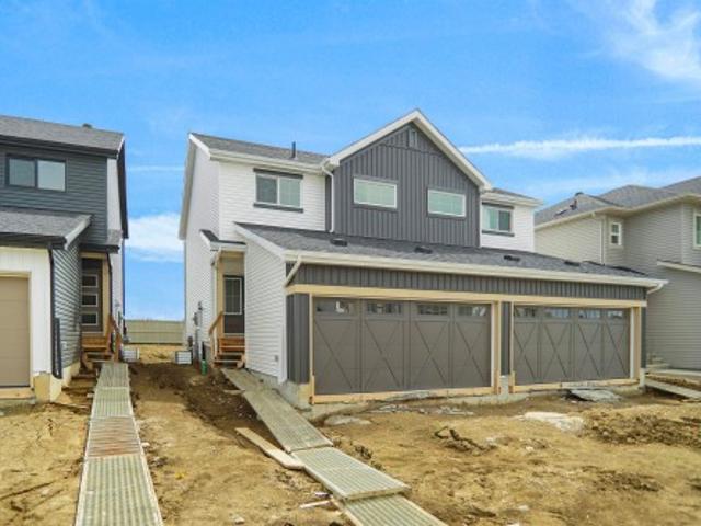 1882 Avenue Nw, Edmonton, AB, T6M 3C3 house for sale | Listing ID E4504 | Royal LePage