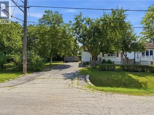 188 Troy Street, Mississauga, ON, L5G 1S7 house for sale | Listing ID 40850 | Royal LePage