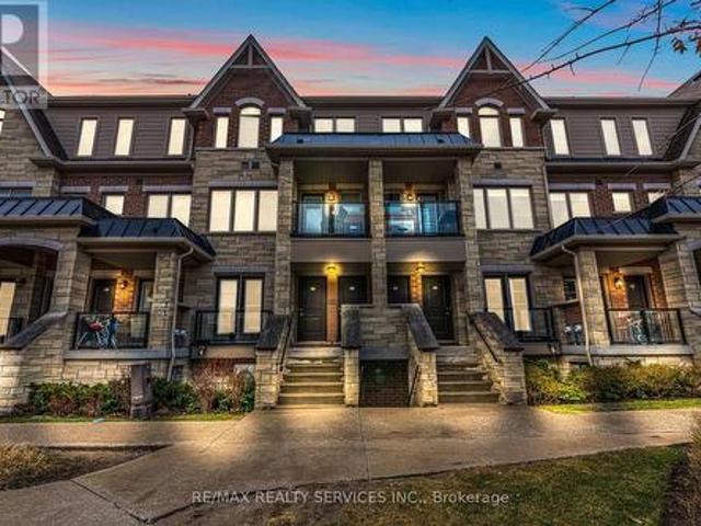 189 200 Veterans Drive, Brampton, ON, L7A 4S6 townhouse for sale | Listing ID W12095 | Royal LePage