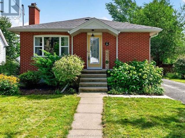 189 Westdale Avenue, Kingston Central City East, ON, K7L 4S4 house for sale | Listing ID X13712 | Royal LePage