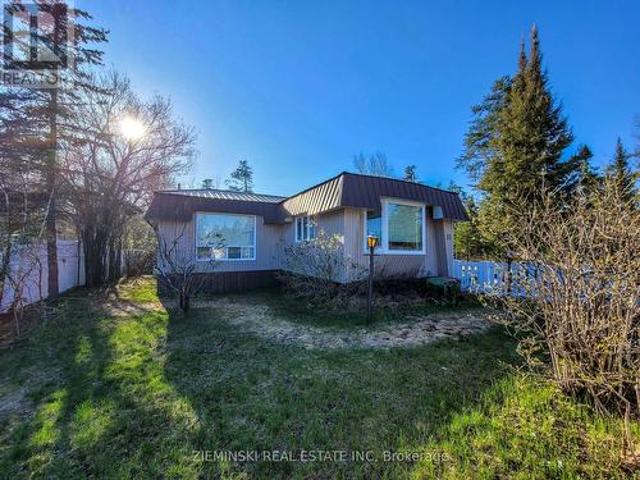 18 8885 Hwy 11 Highway, Iroquois Falls, ON, P0K 1G0 house for sale | Listing ID T13446 | Royal LePage