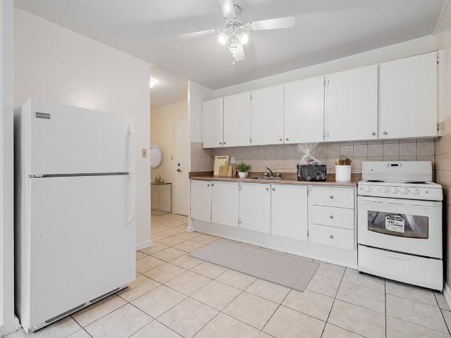 18, 24, 25 & 27 Seeley Drive 1 Bedroom Apartment for Rent at 25 Apartment Bldg Toronto, ON M3M 2V7 Downsview