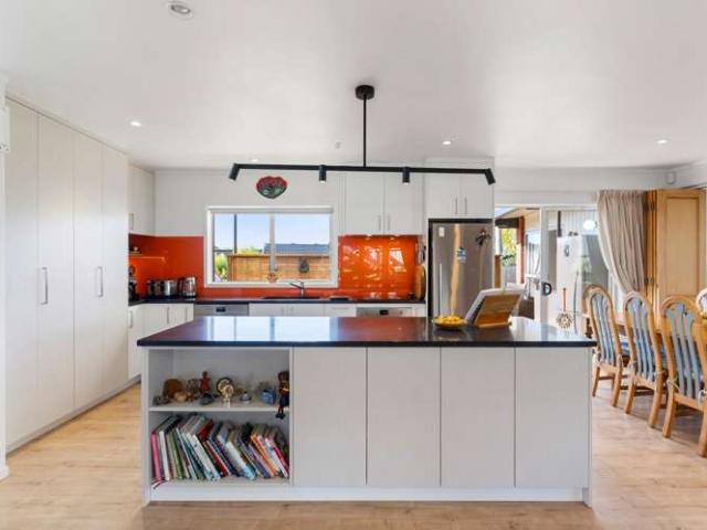 18 Uppingham Crescent, Hillcrest, North Shore City