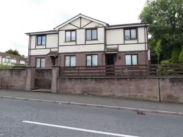 18 Victoria Court