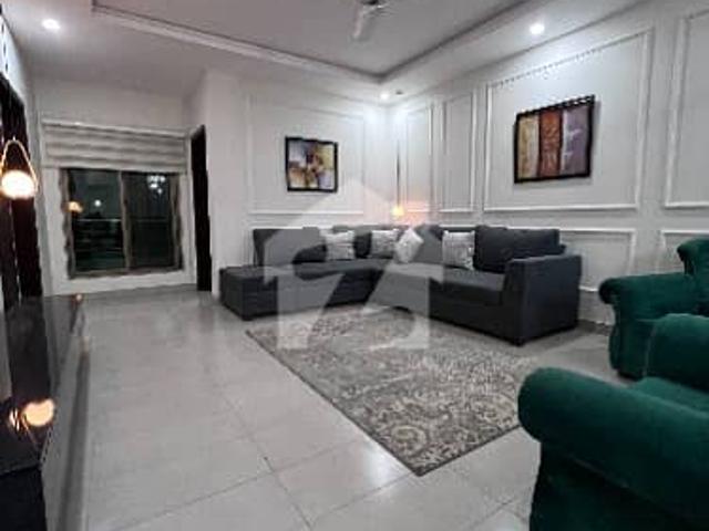 18 West Luxury Furnished 2 Bedroom Apartment For Sale