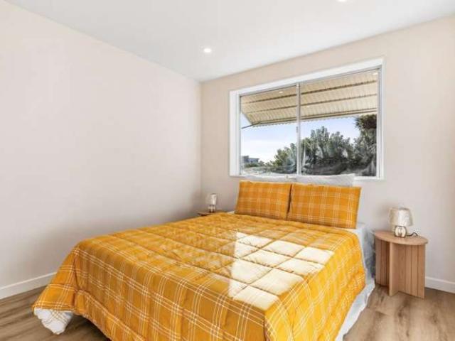 1/8 Wilbur Place, Pakuranga Heights, Manukau City