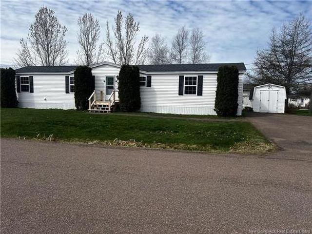 18 Anemone, Moncton, NB, E1H 2R7 house for sale | Listing ID NB117890 | Royal LePage