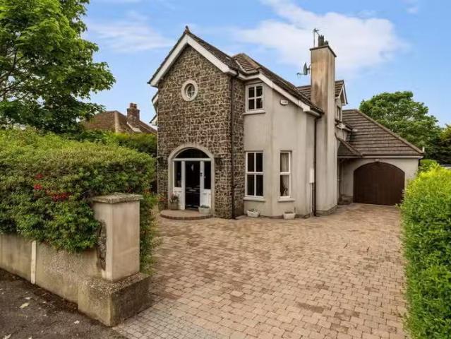 18 Ashley Gardens
