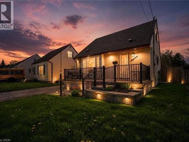 18 Armstrong Avenue, Hamilton, ON, L8H 1M5 house for sale | Listing ID 40823 | Royal LePage