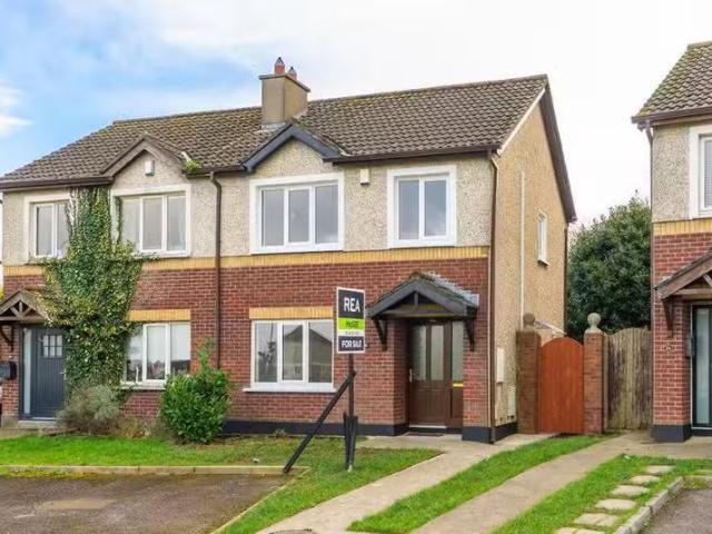 18 Ard Mor Crescent, Tallaght, Dublin 24, D24C6H0 is for sale
