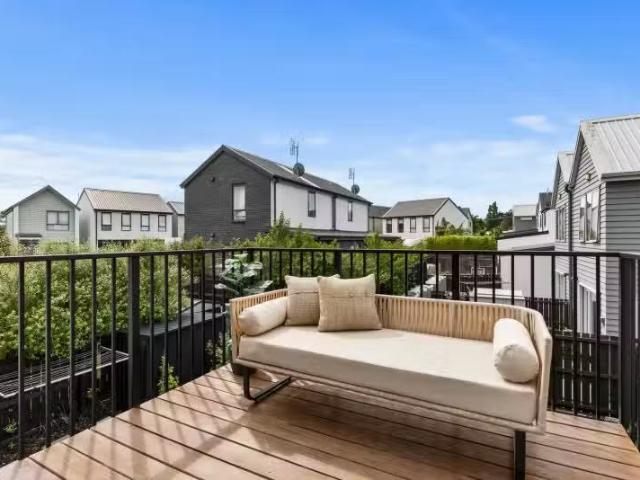 18 Aveline Place, Glen Innes, Auckland City
