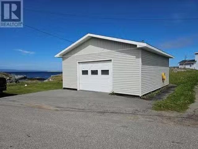 18 Baird Street, Channel Port Aux Basques, NL, A0M 1C0 vacan.