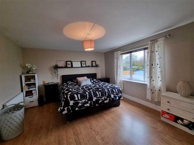 18 Barry Pk, Glanworth, Cork Michael Dorgan Auctioneers & Valuers 4932 MyHome. Ie Residential
