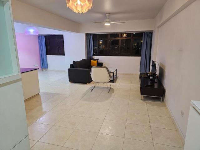 18 Cantonment Close HDB Apartment For Rent, $4,311, 3 Bed 2 Bath 1,184 sqft $3.64 psf
