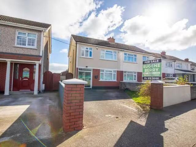 18 Clonshaugh Drive, Clonshaugh, Dublin 17, D17X361 is for sale