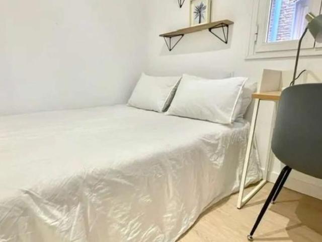 18 Dormitorio Shared Living/Roommate Madrid Madrid LS101841404