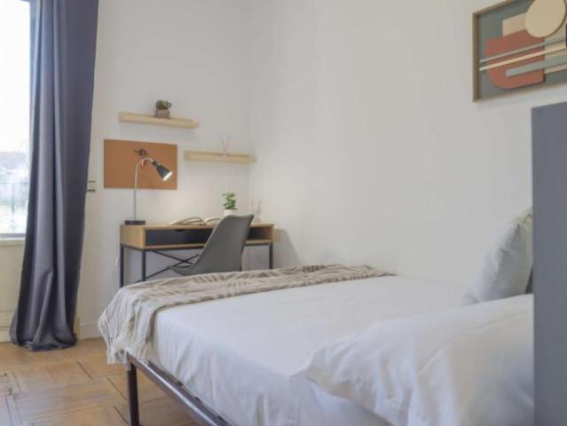 18 Dormitorio Shared Living/Roommate Madrid Madrid LS96656656