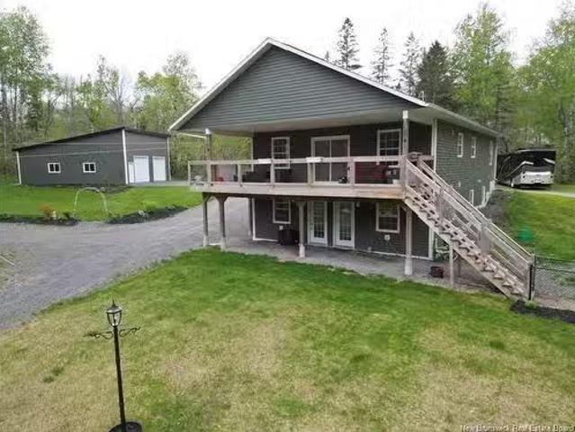 18 Driftwood Dr, Mazerolle Settlement, NB, E3E 2R8 house for.