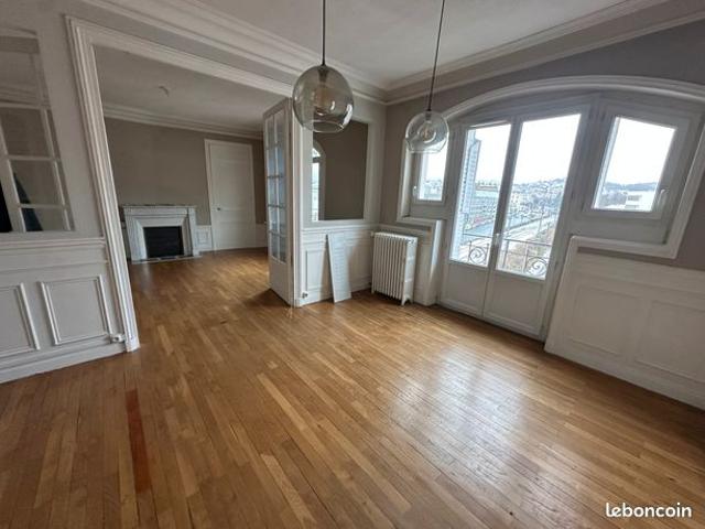 18 F2/F3 Proche centre St Etienne