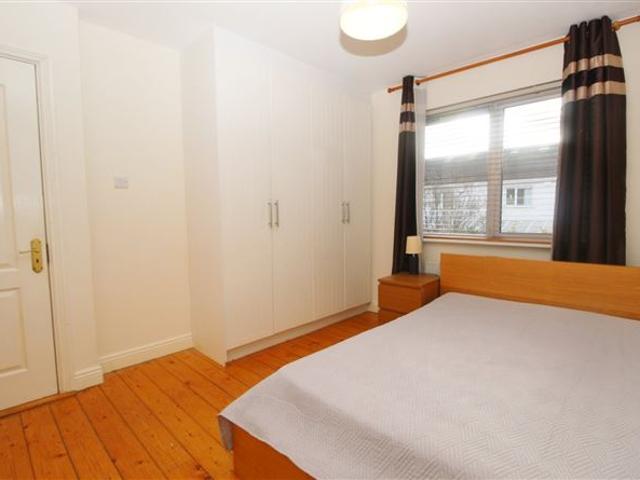 18 Fernleigh Close, Castleknock, Dublin 15 DNG Castleknock 4901 MyHome. Ie Residential