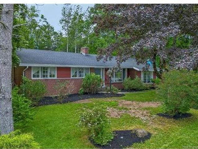 18 Forest Rd, Rothesay, NB, E2H 1B5 house for sale | Listing ID NB144113 | Royal LePage