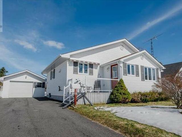 18 FROST AVENUE Long Sault Ontario