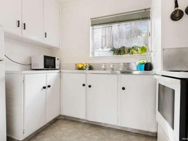 18 Fred Woodward Place, 10044, Auckland City