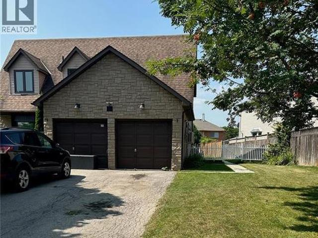 18 Golfview Crescent Unit# Upper, Dundas, ON, L9H 6V2 house for lease | Listing ID 40849 | Royal LePage