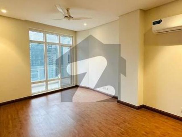 18 Green, Defence Raya, Phase 6 3 Bed Apartment For Rent Defence Raya