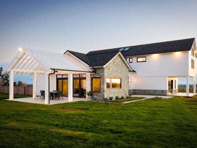 18 Heatherlie Road, Colyton, Manawatu