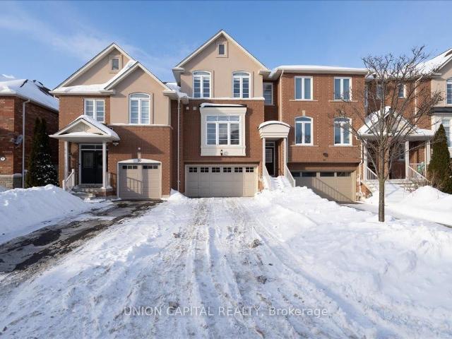 18 Honeywood Road, Thornhill | For Sale @ $1,490,000 | Condos. Ca