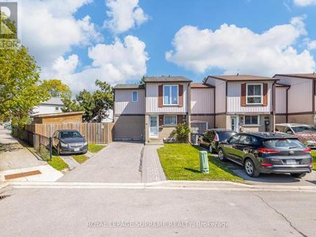 18 Juliette Square, Brampton, ON, L6S 2M6 house for sale | Listing ID W13127 | Royal LePage