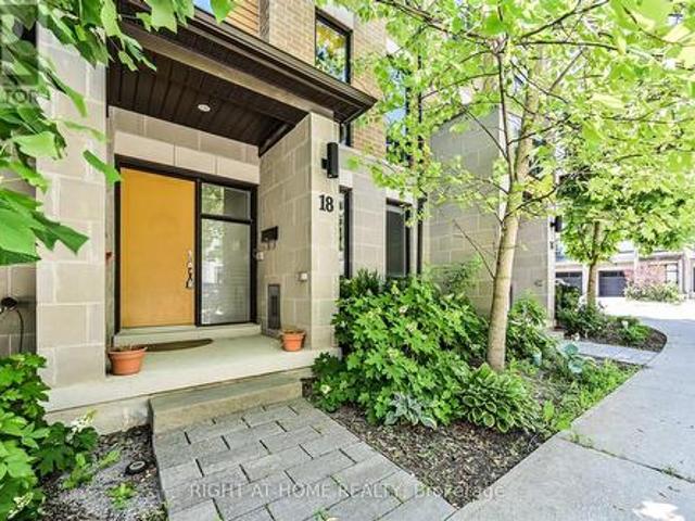 18 Kenneth Wood Crescent, Toronto, ON, M2N 0K3 house for sale | Listing ID C13508 | Royal LePage