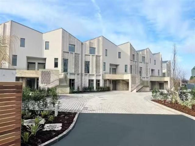 18 Kinvara, Fey Yerra, Foxrock, Dublin 18