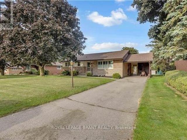 18 Kingsmount Crescent, Brantford, ON, N3T 5L7 house for sale | Listing ID X13696 | Royal LePage
