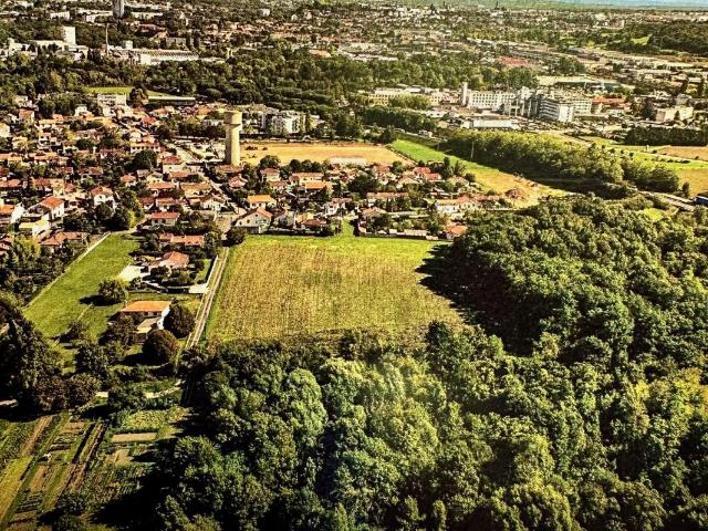 18 LOTS A BÄTIR PROCHE ANGOULEME