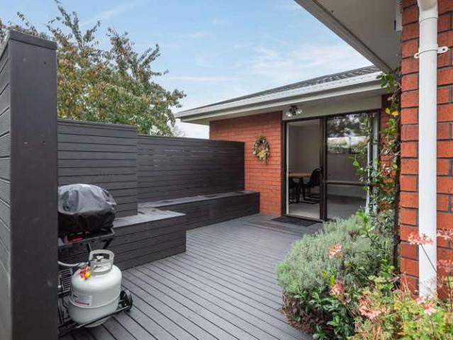 18 Lowry Avenue, Redwood, Christchurch City