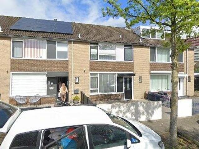18 m2 office space for sale in Zaanstad