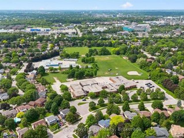 18 Mcelderry Road, Guelph Kortright West, ON, N1G 4K3 house for sale | Listing ID X13437 | Royal LePage