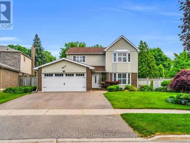 18 Mansfield Street, Brampton, ON, L6S 2Y4 house for sale | Listing ID W12308 | Royal LePage