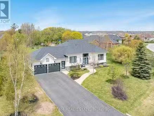 18 Maple Drive, Wasaga Beach, ON, L9Z 0A7 house for sale Li.