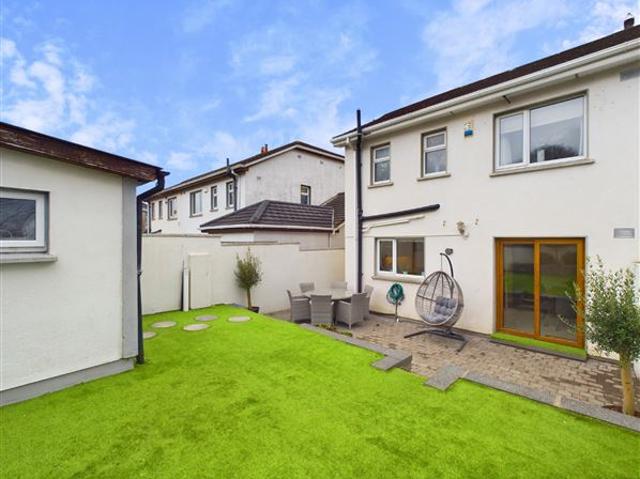 18 Mariana Avenue, Maypark Village, Dunmore Road, Waterford RE/MAX Property Specialists 4906 MyHome. Ie Residential