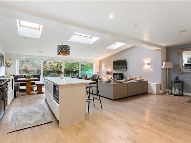 18 Marley Avenue, Marley Grange, Rathfarnham, Dublin 16 Sherry FitzGerald Templeogue 4907 MyHome. Ie Residential