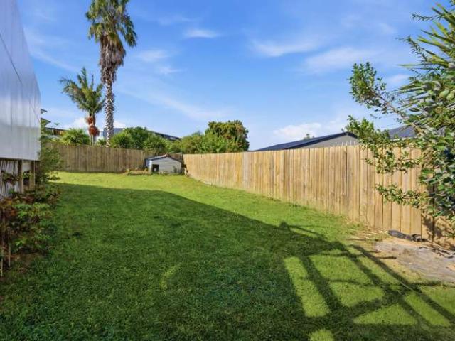 18 Murray Road, Te Atatu Peninsula, Waitakere City