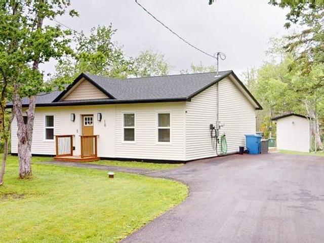 18 Old Mines Road, Mount Uniacke, NS, B0N 1Z0 house for sale | Listing ID 202616 | Royal LePage